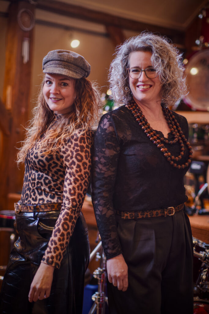 Empty Bottles - Kim Visser Michelle Menting